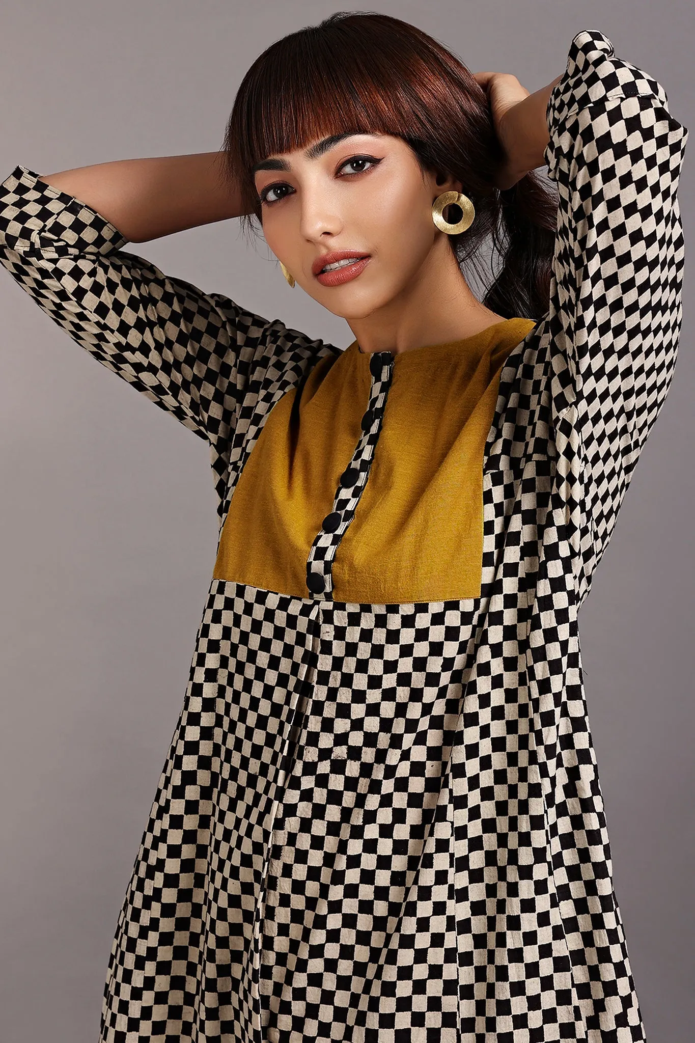 a-line kalidar kurta - mono chequered & goldweb