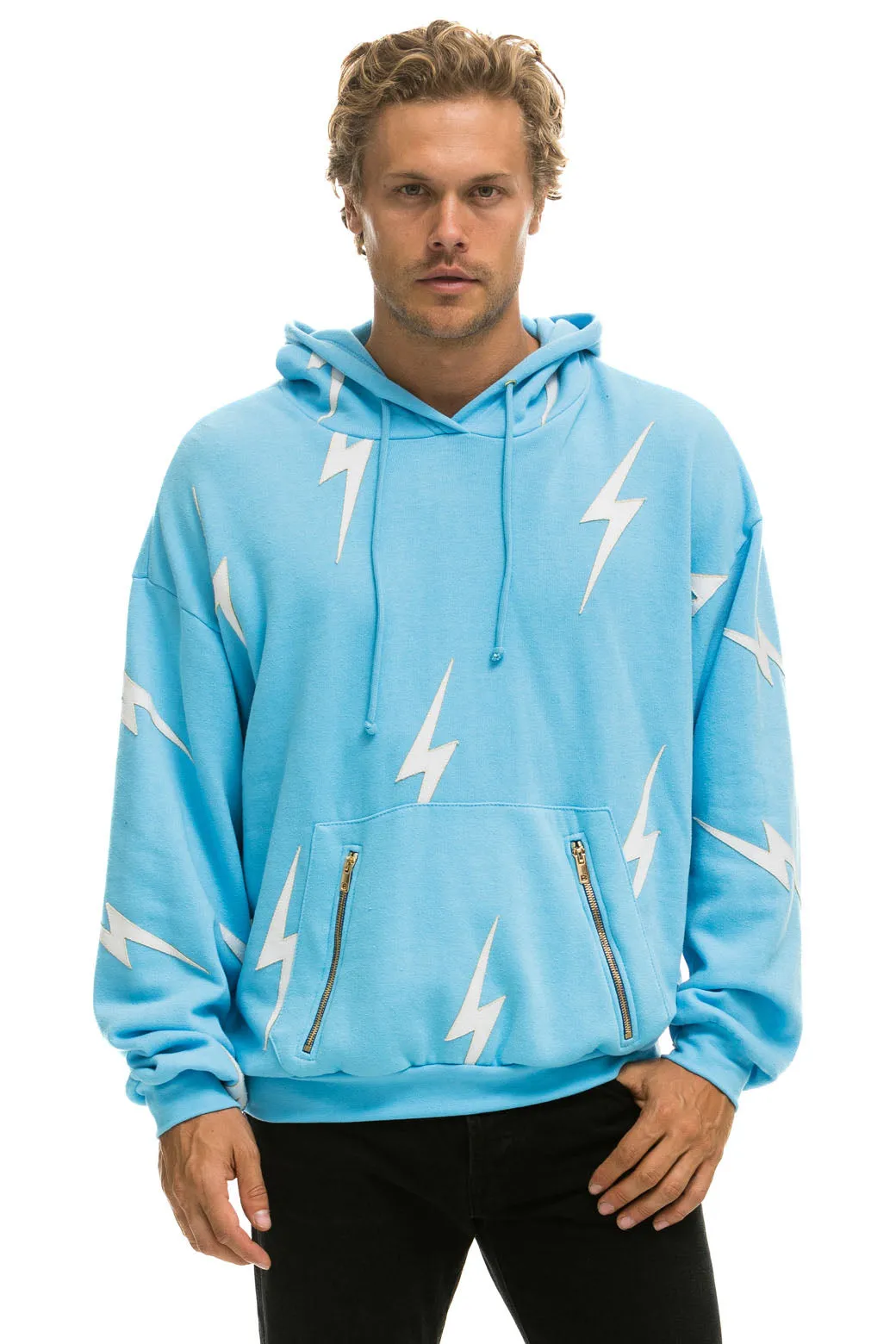 BOLT STITCH REPEAT RELAXED PULLOVER HOODIE WITH POCKET ZIPPERS - SKY // WHITE