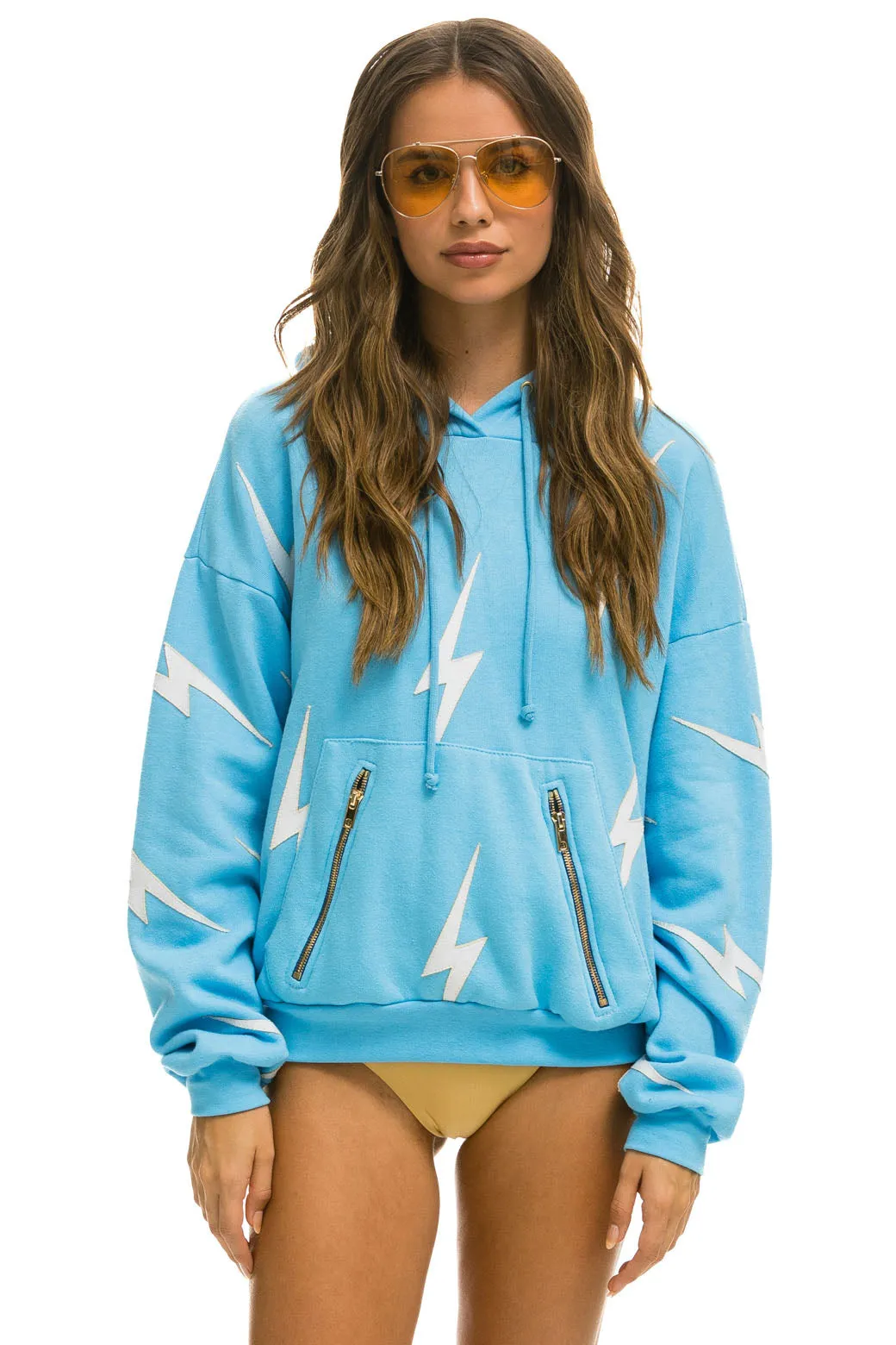 BOLT STITCH REPEAT RELAXED PULLOVER HOODIE WITH POCKET ZIPPERS - SKY // WHITE