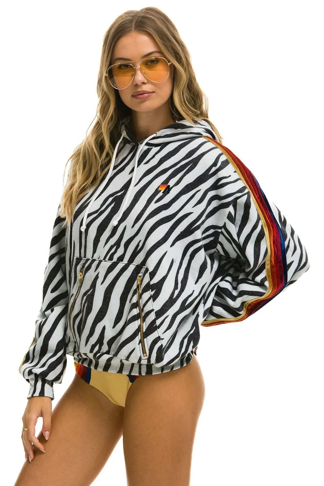 CLASSIC RELAXED PULLOVER HOODIE WITH ZIPPER POCKETS - ZEBRA