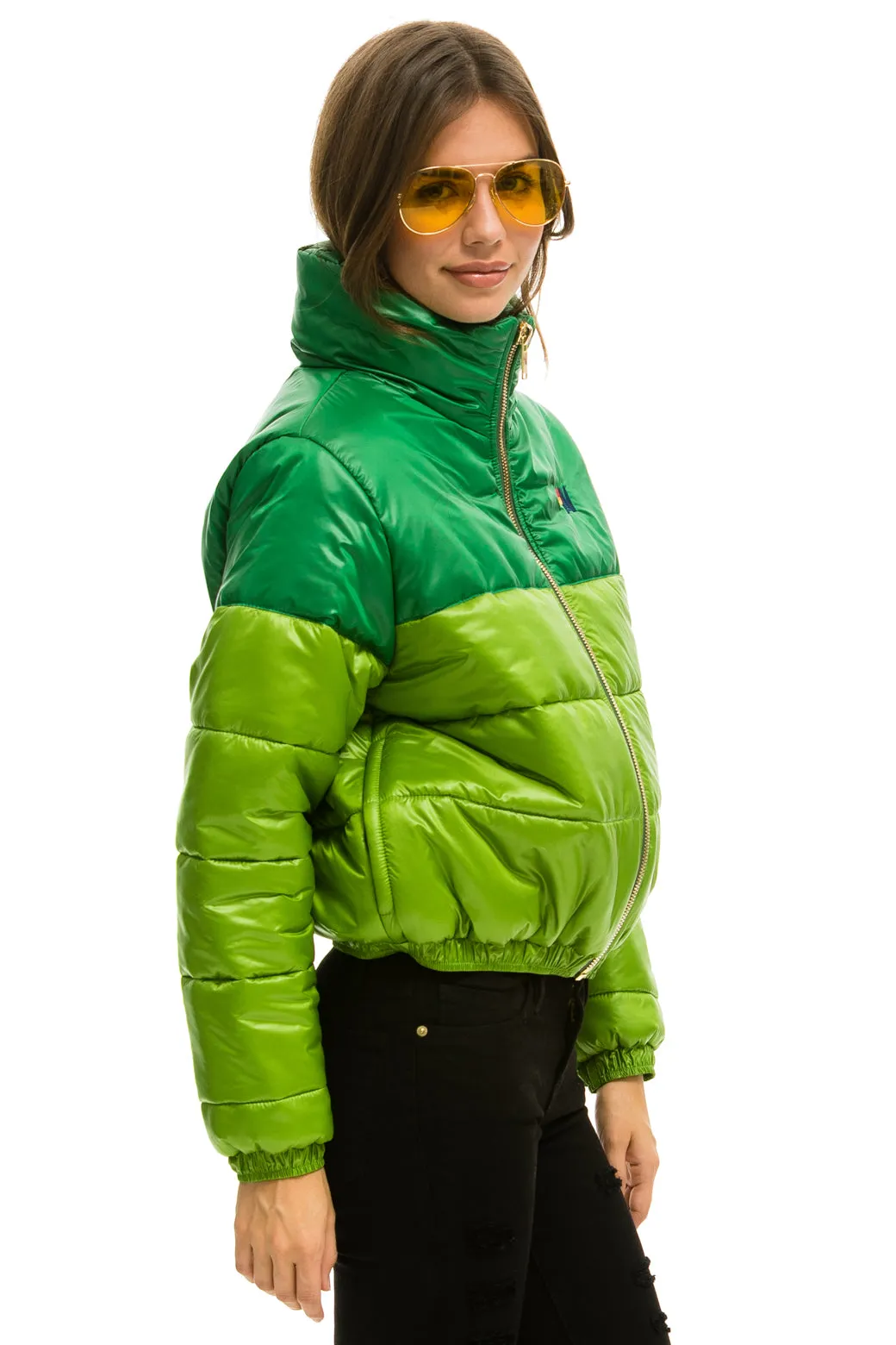 COLOR BLOCK HALF AND HALF APRES PUFFER JACKET - AMAZON GLOSSY