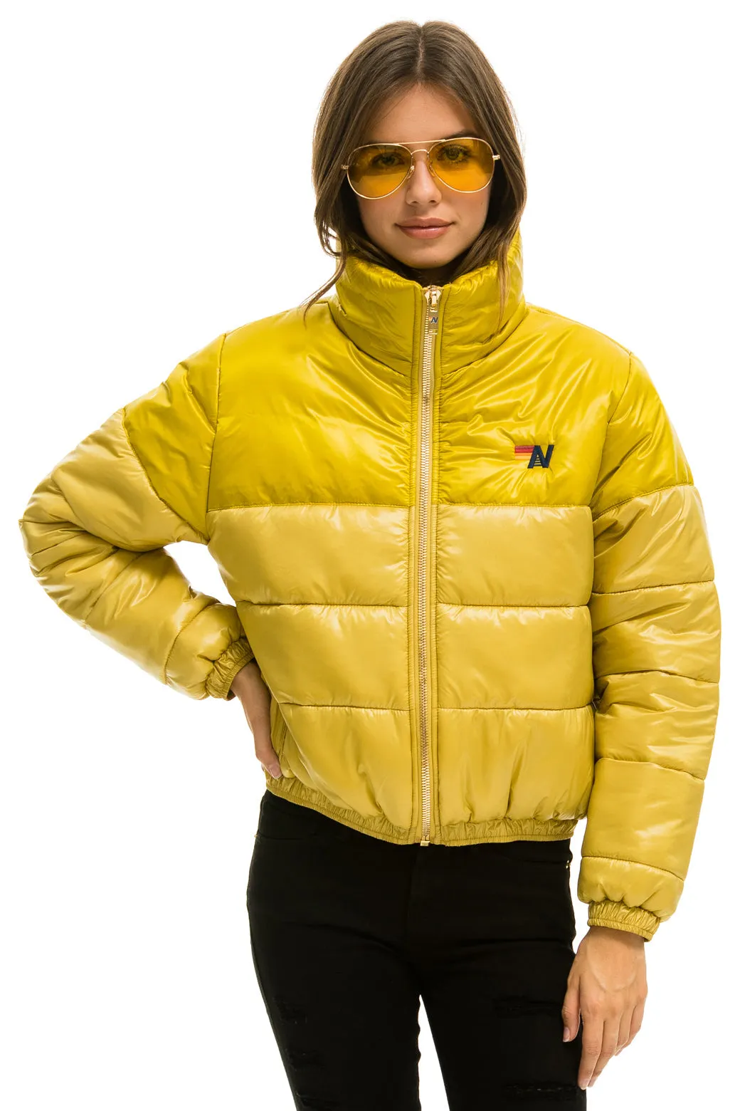 COLOR BLOCK HALF AND HALF APRES PUFFER JACKET - HONEY GLOSSY