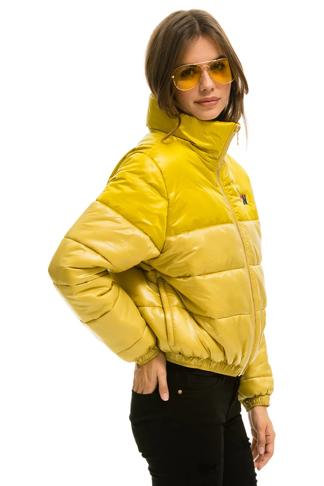 COLOR BLOCK HALF AND HALF APRES PUFFER JACKET - HONEY GLOSSY