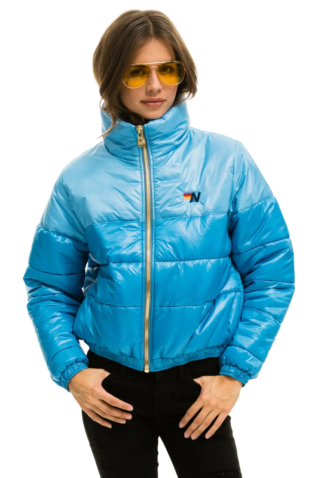 COLOR BLOCK HALF AND HALF APRES PUFFER JACKET - SKY GLOSSY