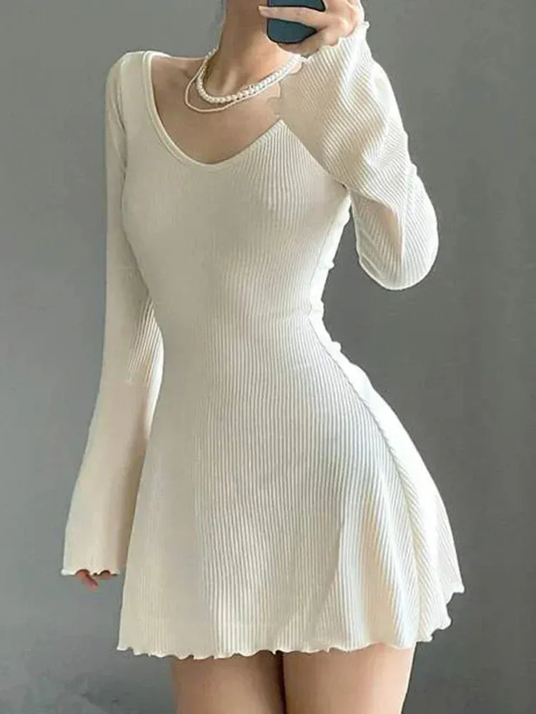 Elegant Mini Dress with V Neck and Irregular Hem for Knitting