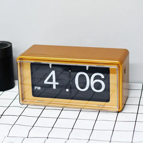 Elegant Retro Auto Flip Desk Clock