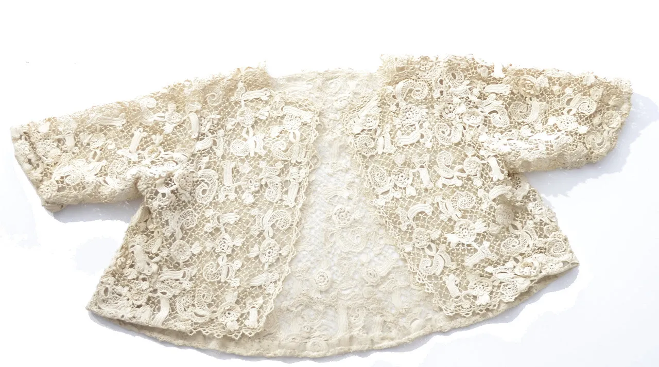 Fine Crochet Creamy Ivory Lace Cropped Vintage Jacket