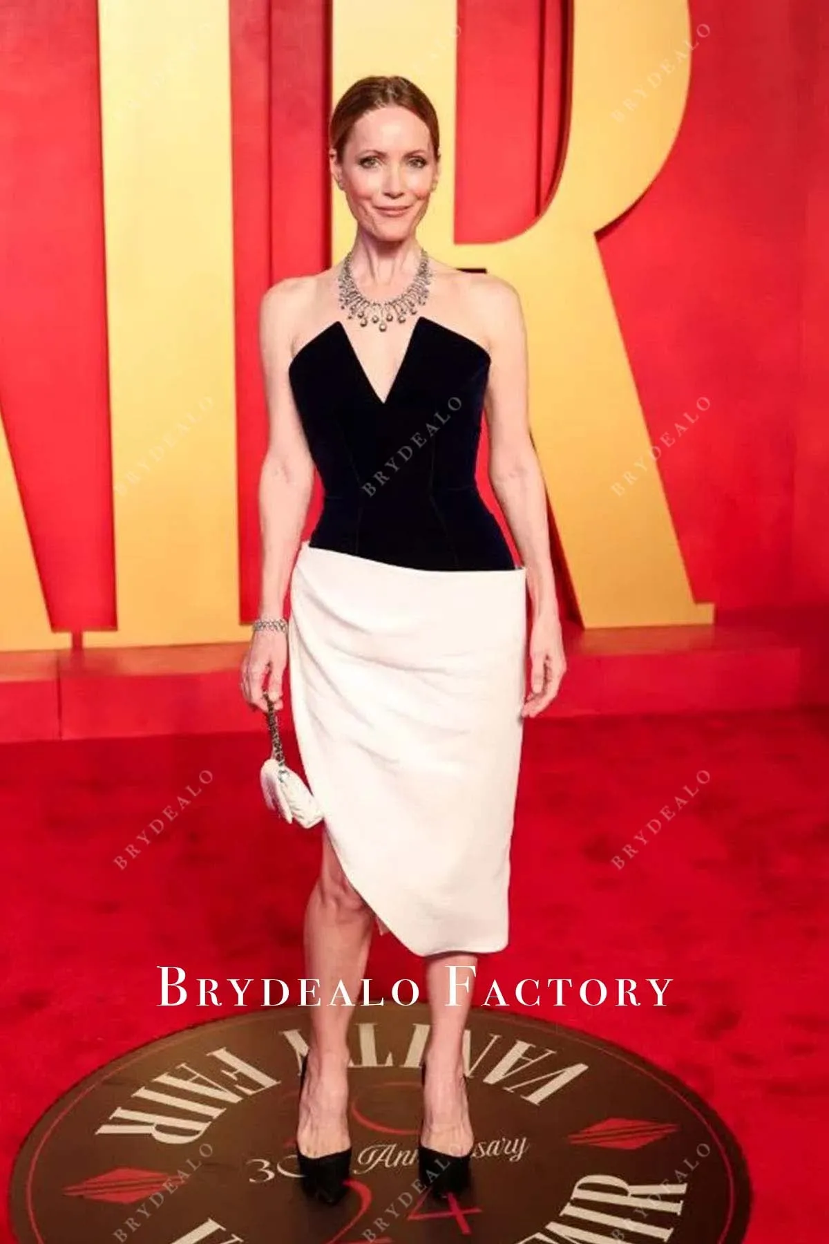 Leslie Mann Two-Tone Strapless 2024 Oscars After Party Dress