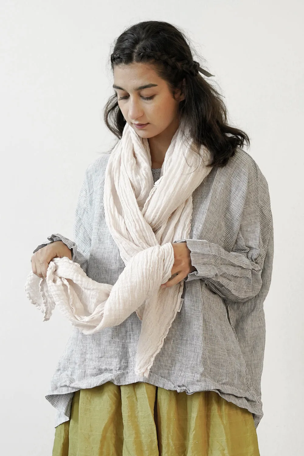 Metta - Classic Scarf - Soft Linen Gauze