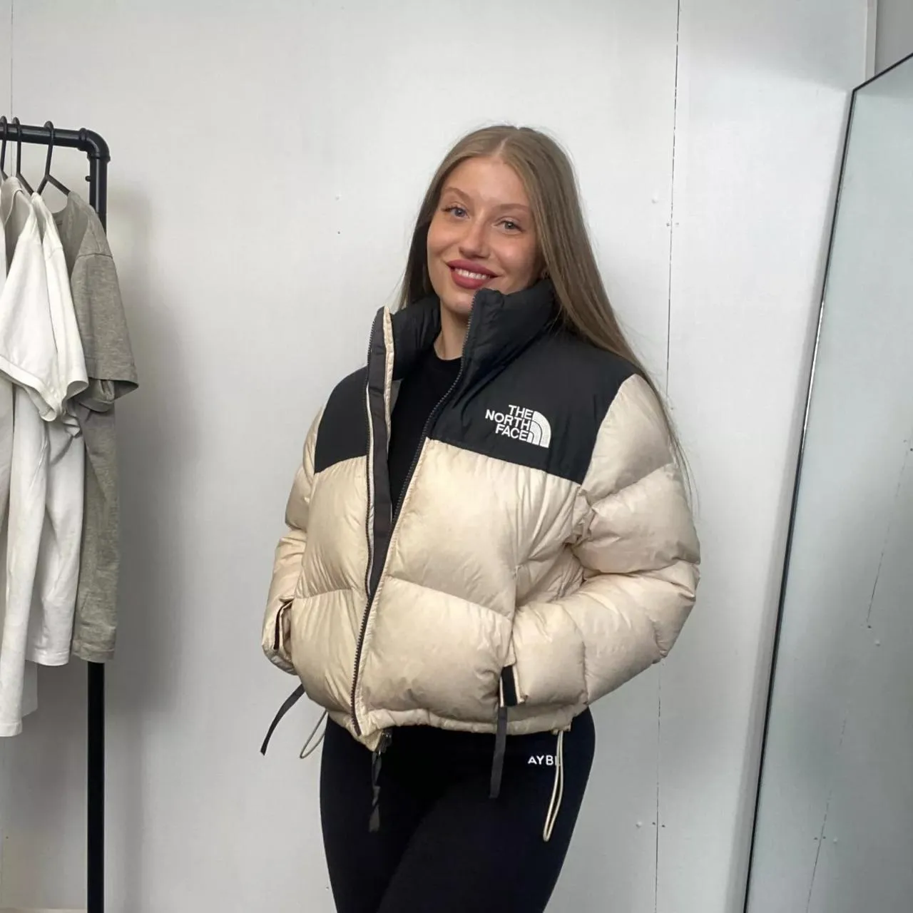 Preowned The North Face Womens Down Nuptse 1996 Retro Puffer Jacket Size M Cream Black