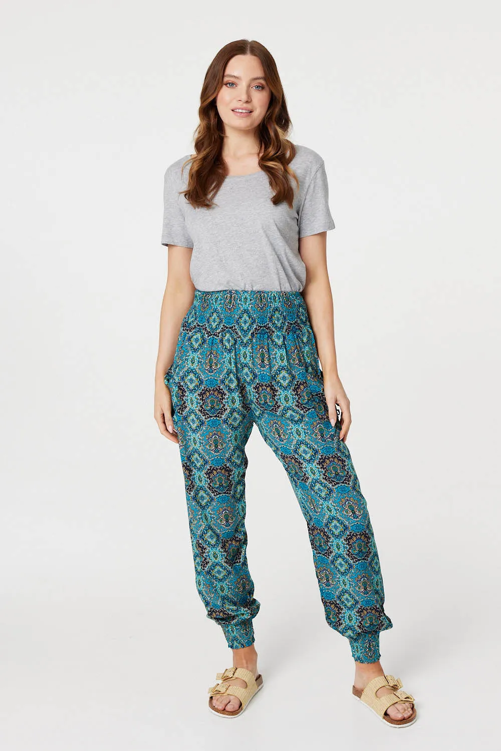 Printed Pull On Tapered Pants