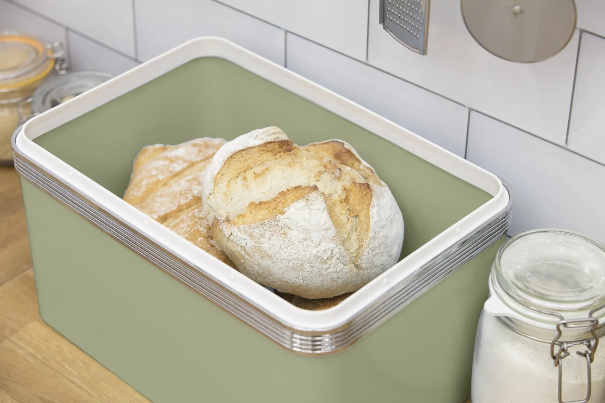 Retro Bread Bin