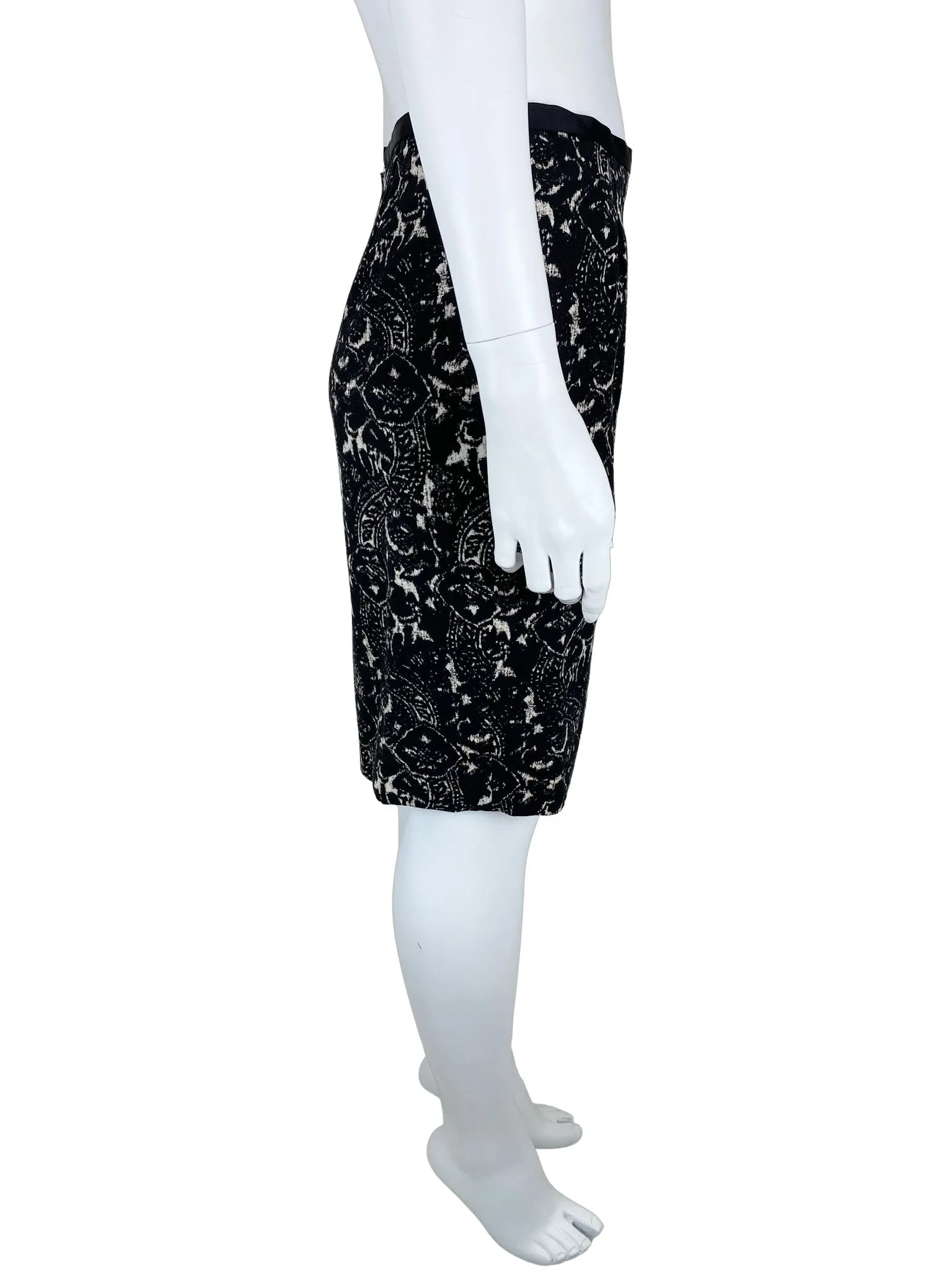 Talbots, Women's Abstract Printed Pencil Skirt, Black/Ivory, Size 4P (Petite)