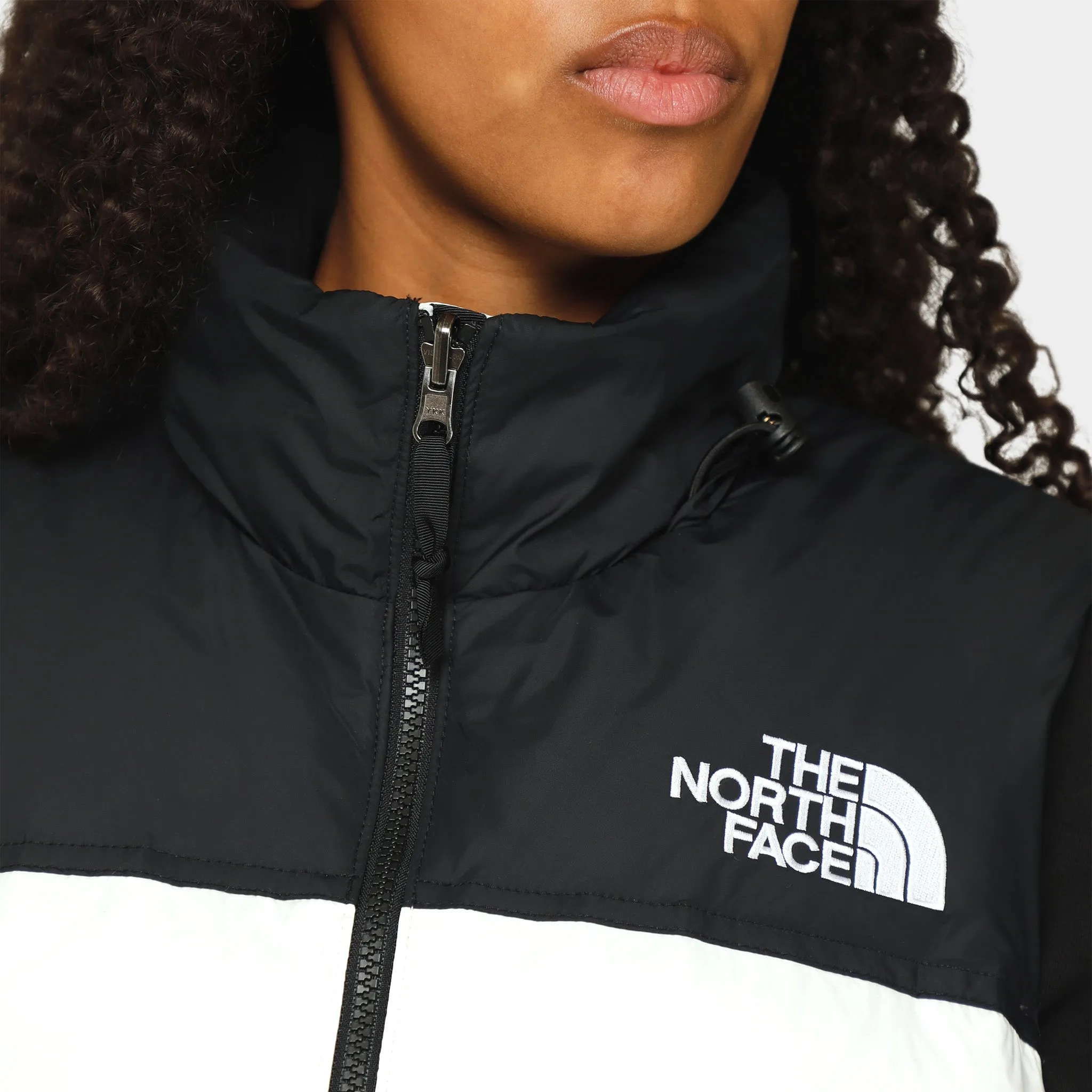 The North Face Women's 1996 Retro Nuptse Vest Gardenia White / Black