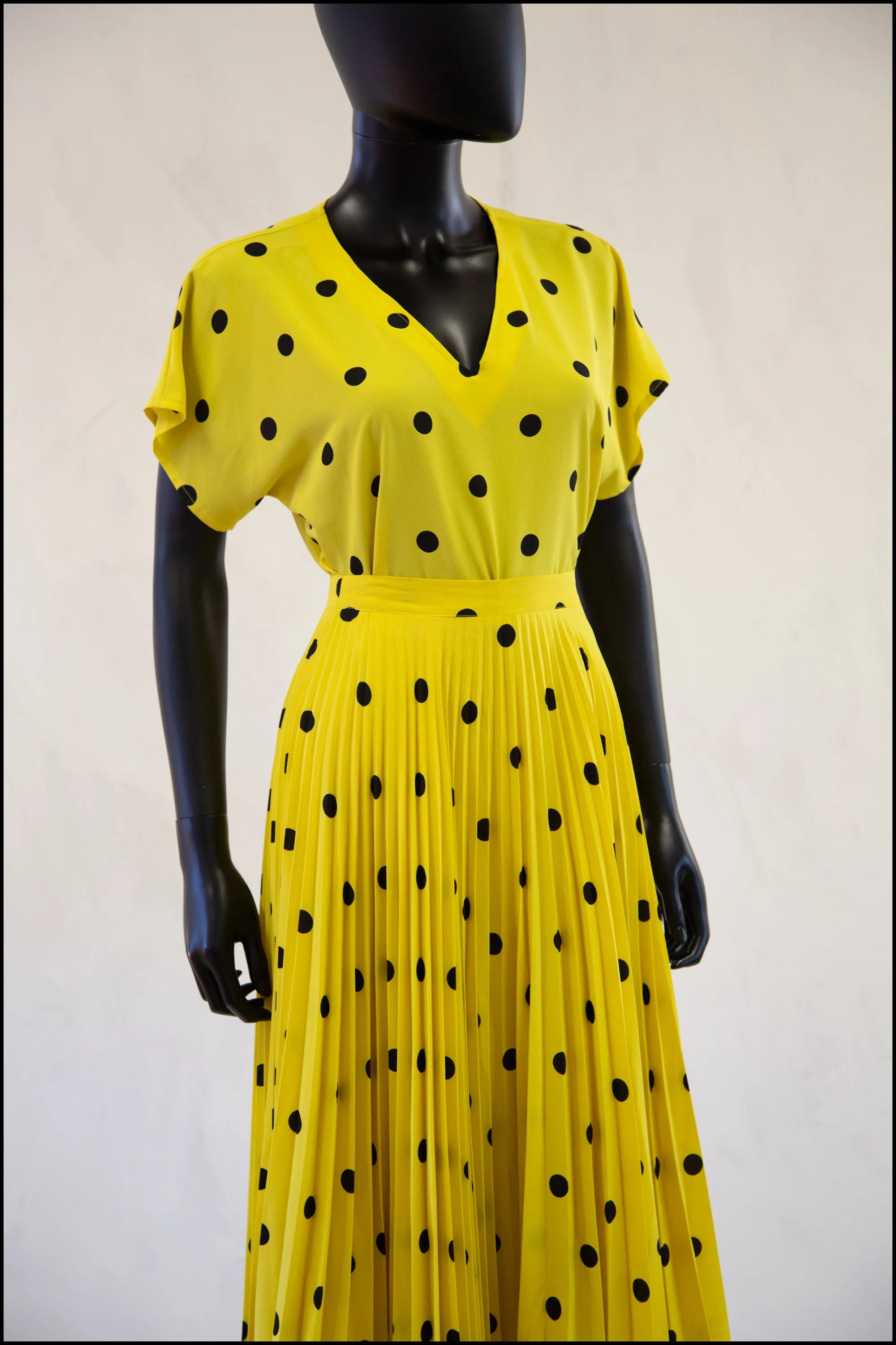 Vintage 1980s Yellow Polka Dot Pleated Skirt Set