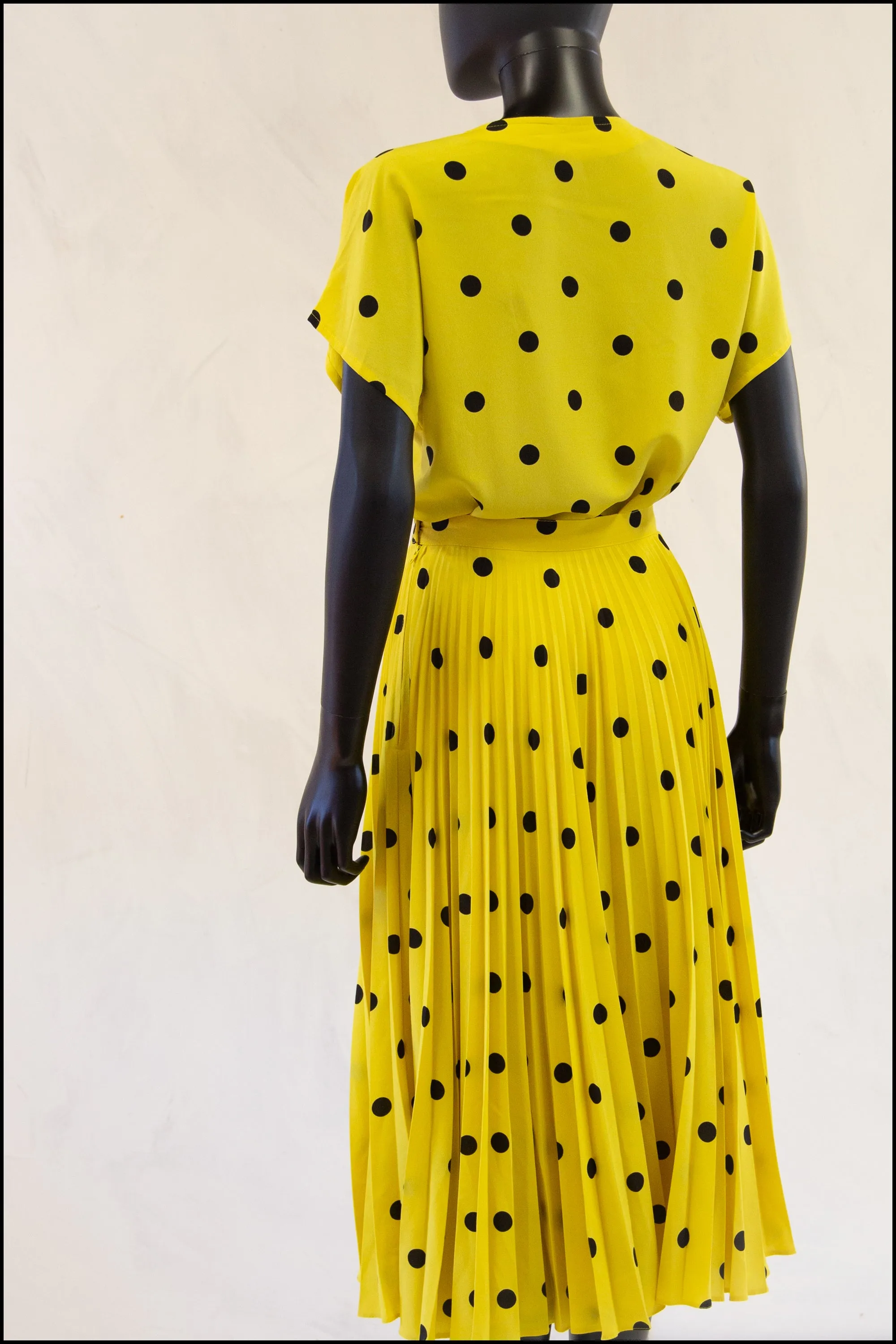 Vintage 1980s Yellow Polka Dot Pleated Skirt Set