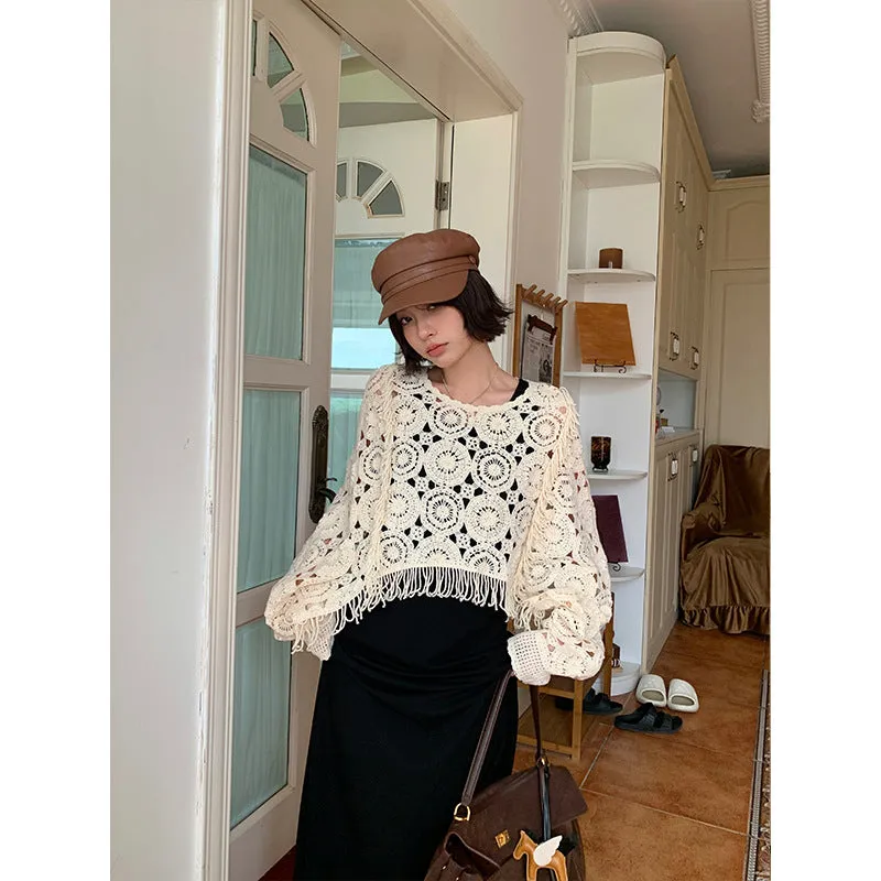 Wenkouban boho 2024 Autumn Retro Elegant round Neck Tassel Crocheted Hollow Short Pullover Sweater Blouse