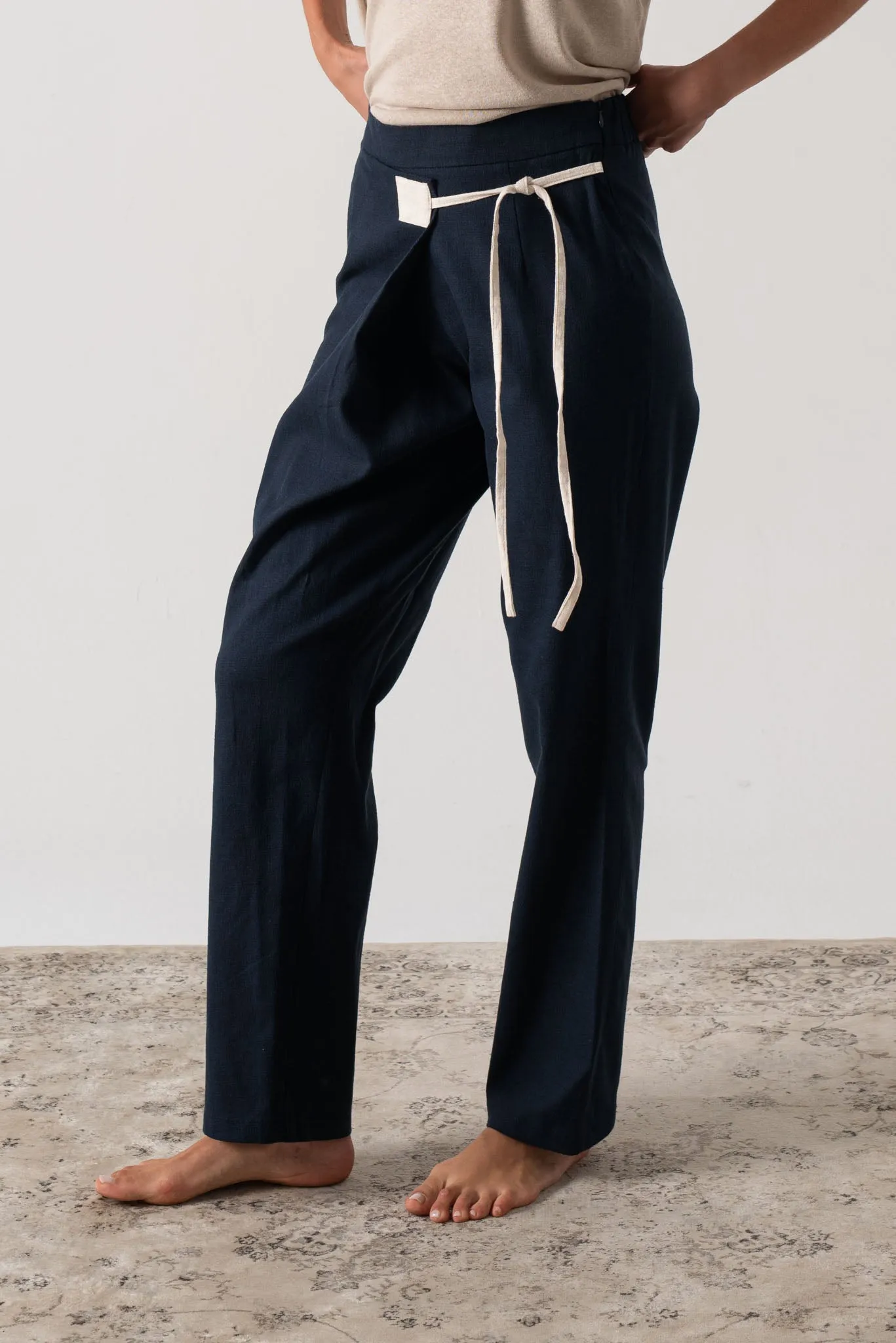 Zephyr Wrap Pant in Navy